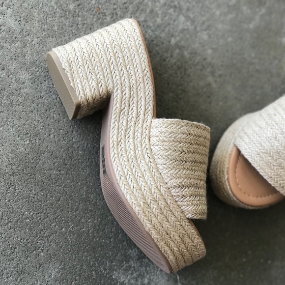 Last One! 🚨 Soda Shoes Bertha Nude Woven Jute Wedge Heel Sandal - Picture 6 of 9